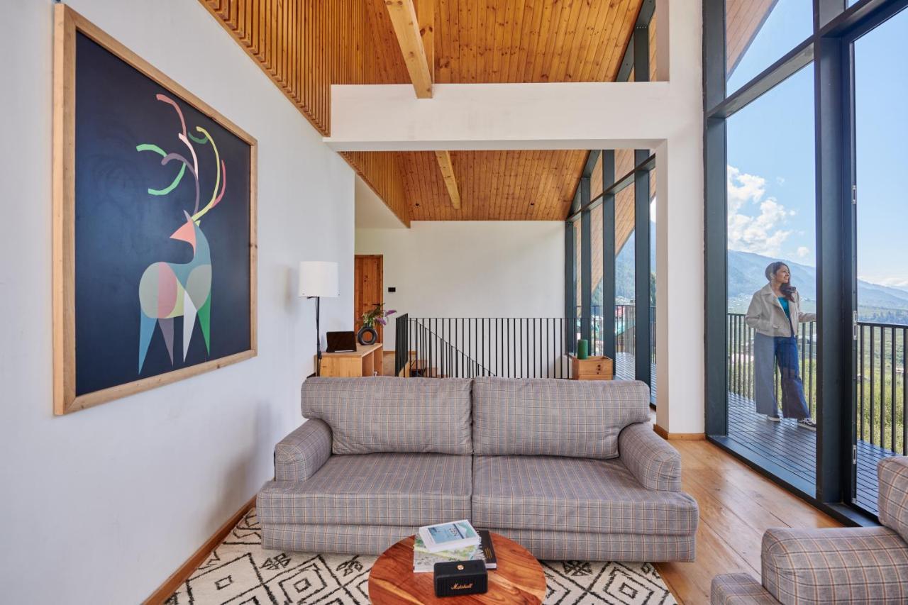 Warehouse X Poshtel Hotel Manali (Himachal Pradesh)